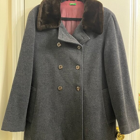 Vintage Benetton Wool Coat w/ Faux Fur Collar — Double Breasted Gray - Picture 3 of 16